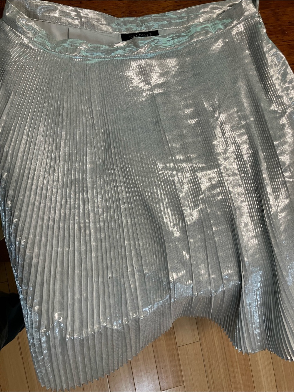 Talbots Silver Metallic Pleated Skirt